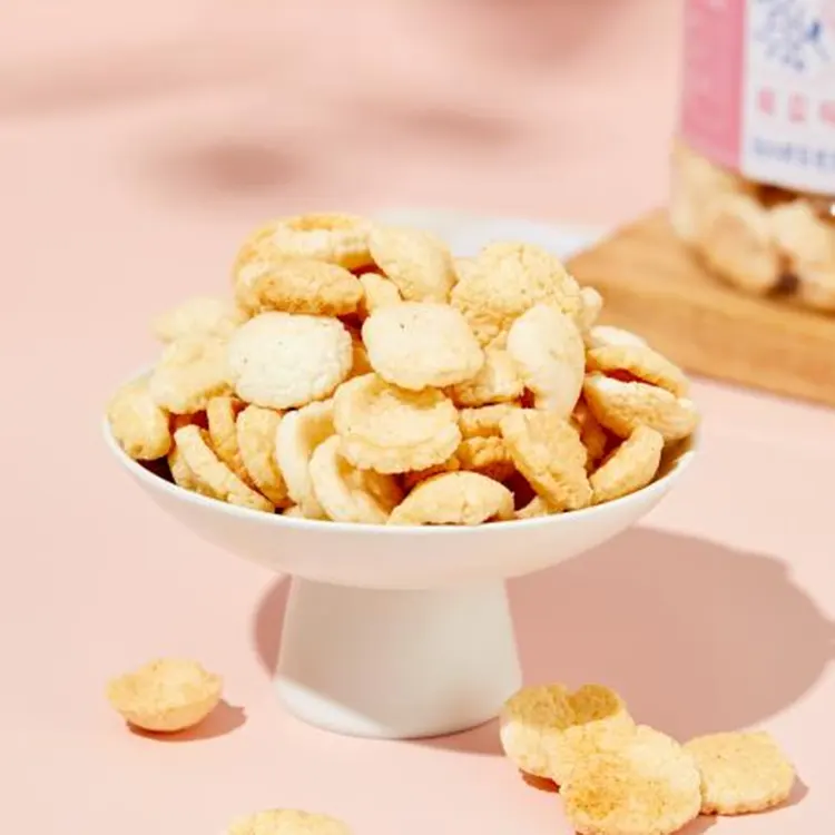 바삭 바삭한 쌀 크래커 슬라이스는 치아가 나쁜 사람들에게 친숙합니까?